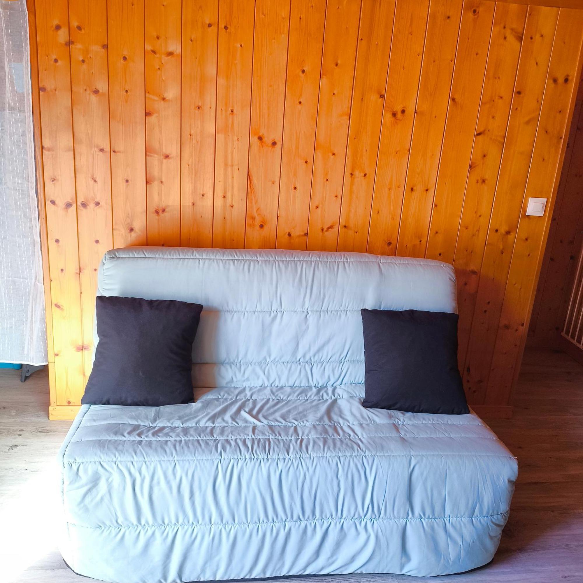 T2 Tout Confort Avec Balcon Au Calme Entre Lac Et Montagne Brizon Luaran gambar