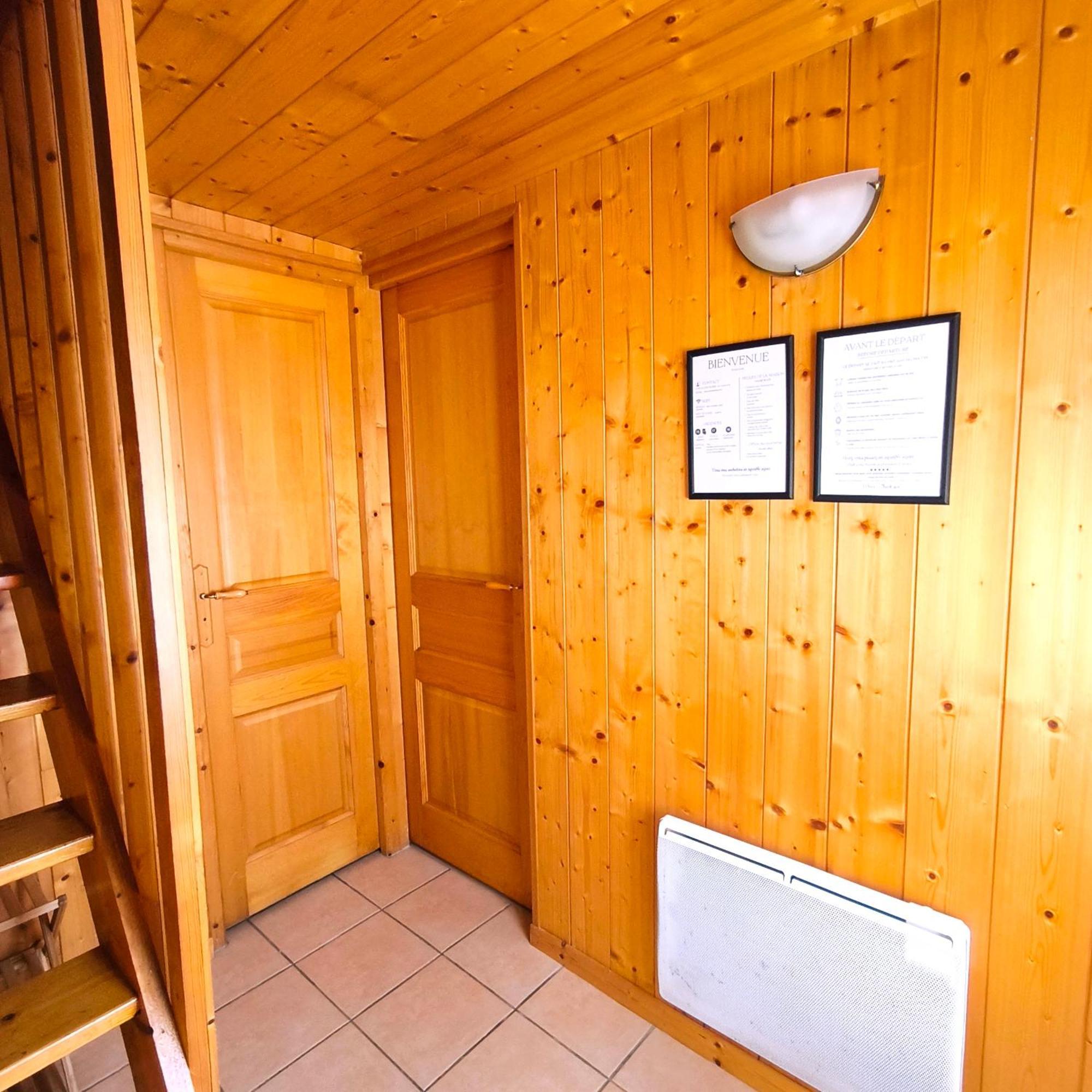 T2 Tout Confort Avec Balcon Au Calme Entre Lac Et Montagne Brizon Luaran gambar